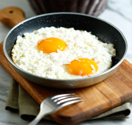 Sahanda Peynirli Göz Yumurta